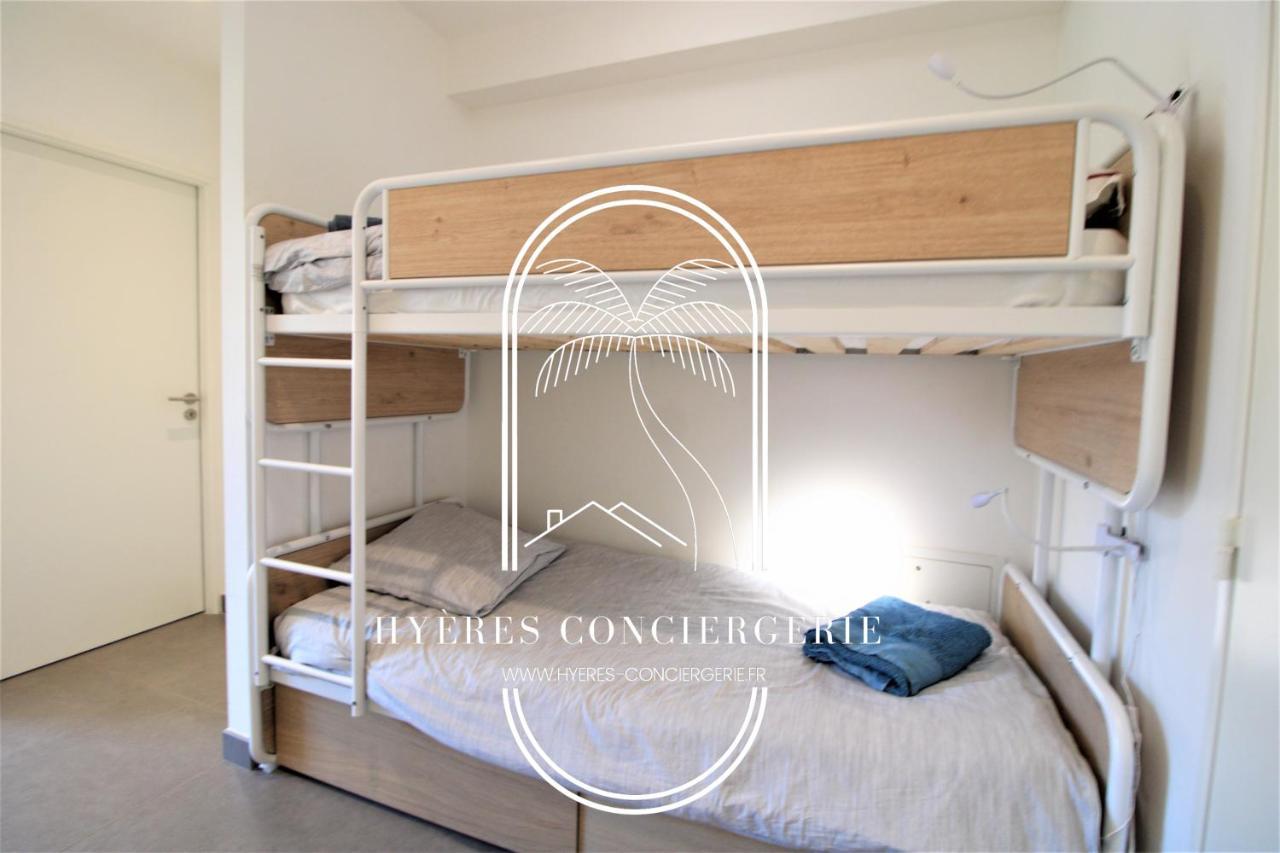 Villa Antoine Appartement Rdj Vue Mer Clim Wifi Parking Plage 50M La Garonne Le Pradet Esterno foto